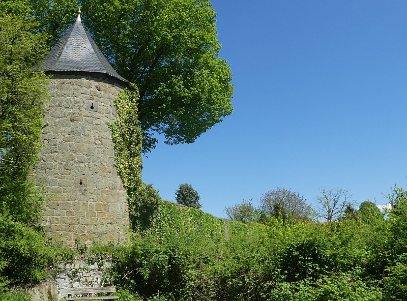 Hexenturm mit Stadtmauer