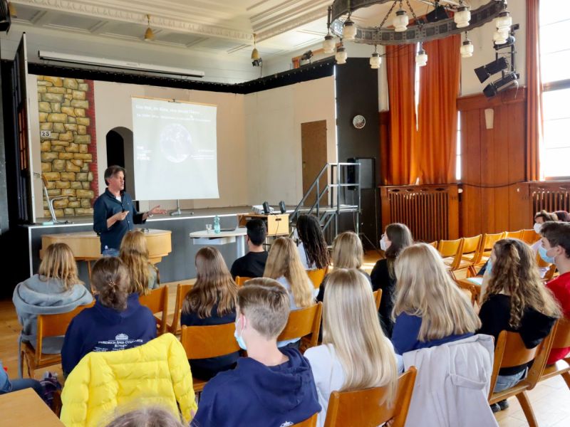 You are currently viewing Klimafolgenforscher hält Vortrag am FSG