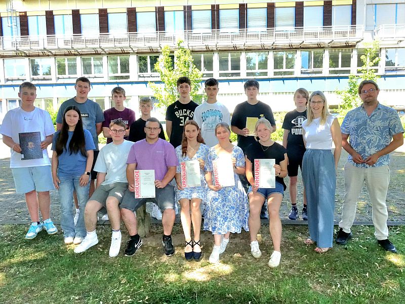 Du betrachtest gerade Rüthener Gymnasium nimmt erfolgreich am Geschichtswettbewerb teil