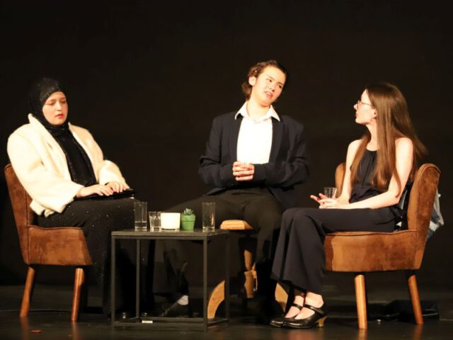 „Konfusionen“ von Alan Ayckbourn