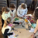 Gewusel, leuchtende Kinderaugen und 96 Kilo Lego